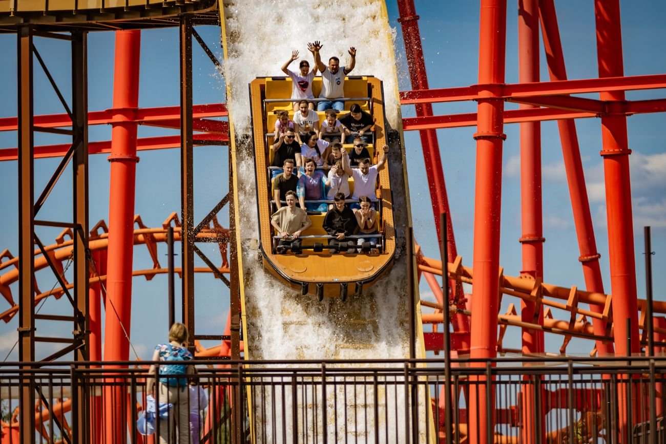 Energylandia zaskakuje na chwilę przed wakacjami. Bilety o połowę tańsze