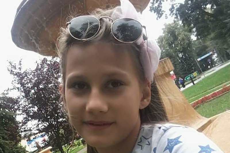 Mama Klaudii zorganizowała zbiórkę, aby dziewczynka trafiła pod opiekę specjalistów w prywatnej klinice.