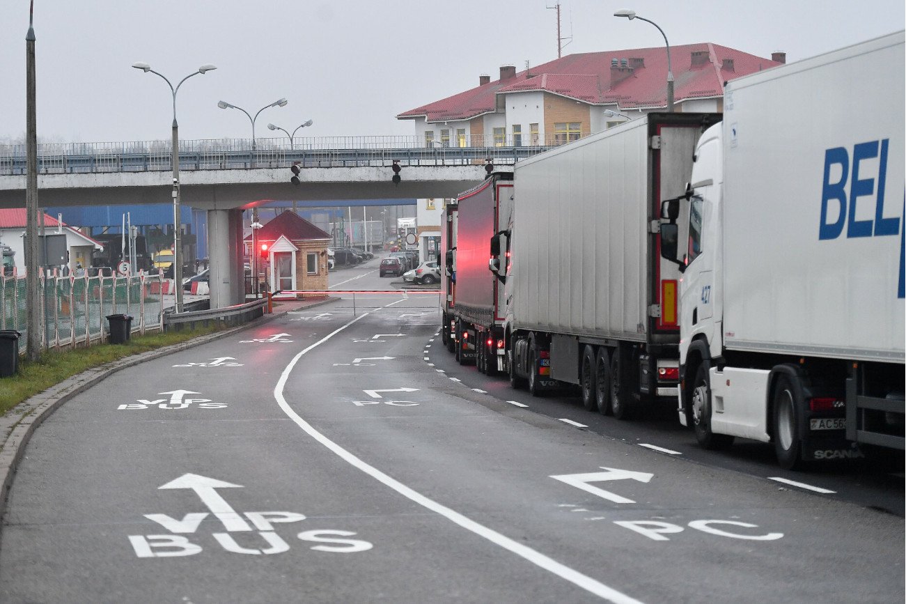 Przez Polskę jadą ciężarówki z zaopatrzeniem dla rosyjskiej armii?