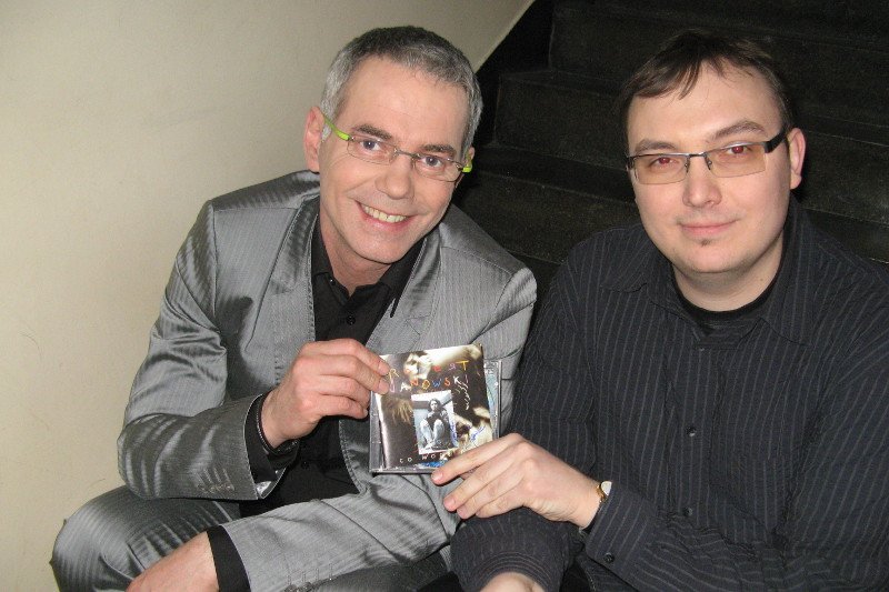 Robert Janowski i Paweł, jeden z uczestników programu "Jaka to melodia?".