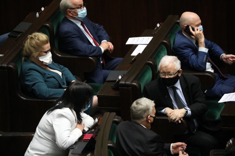 PiS chce innej ustawy ws. podwyżek dla medyków.