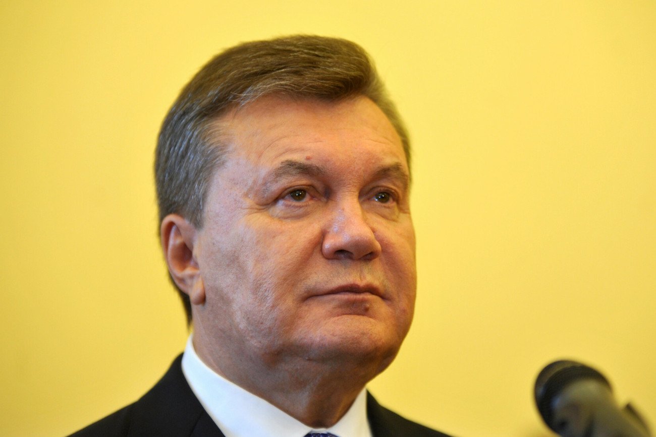 Ukraińska Prawda poinformowała w środę, że ścigany były prezydent Ukrainy Wiktor Janukowycz pojawił się w Mińsku.