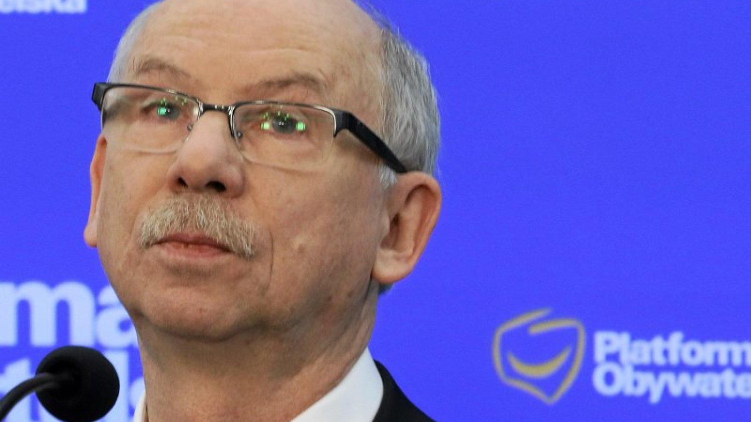 Europoseł Janusz Lewandowski wyraźnie nie jest zadowolony z poczynań Prawa i Sprawiedliwości.
