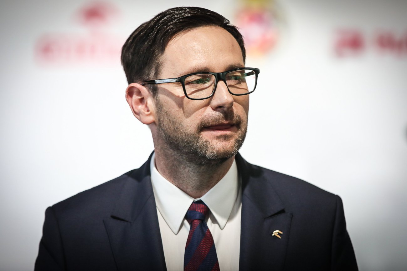 Orlen dofinansował fundację Hendicap. Organizacja remontuje dworek Obajtka.