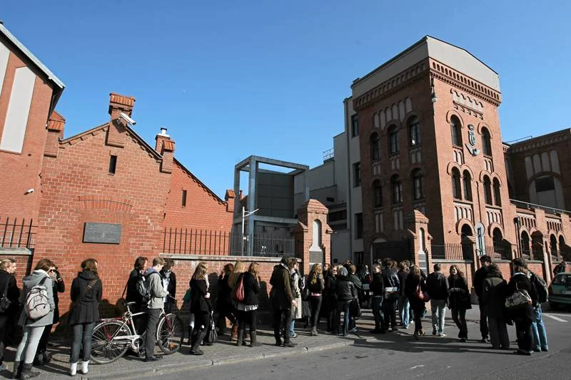 Muzeum Powstania Warszawskiego przy ulicy Towarowej w Warszawie