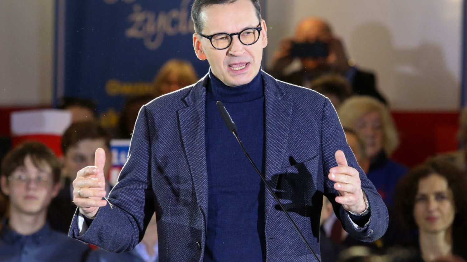 PiS szykuje się na ogromny marsz. Morawiecki liczy na setki tysięcy osób.