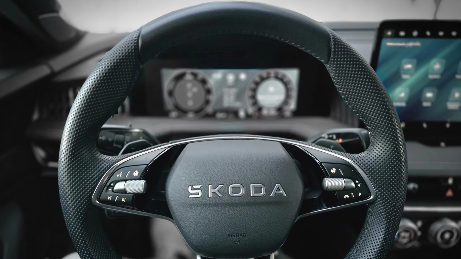 Skoda wjeżdża do Polski ze specjalną wersją wyposażenia. To "all inclusive" za dobre pieniądze