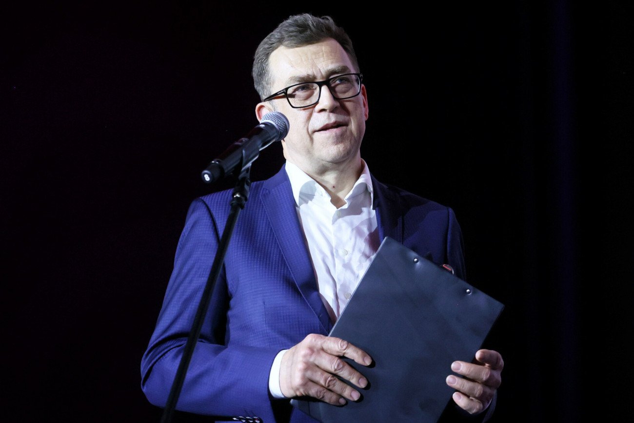 Maciej Orłoś przyznał, że ma długi.