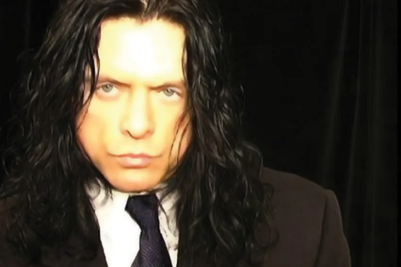 Tommy Wiseau usunął dane o swoim prawdziwym pochodzeniu z Wikipedii. Tommy Wiseau usunął dane o swoim prawdziwym pochodzeniu z Wikipedii.