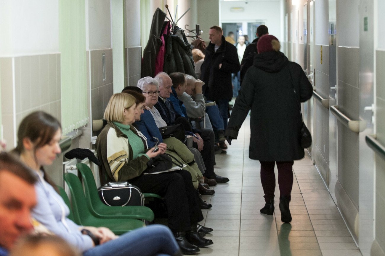 Jak poradzi sobie nowa ekipa rządząca z rosnącymi wydatkami na zdrowie? Szykuje się trudny 2024 r. w zdrowiu.