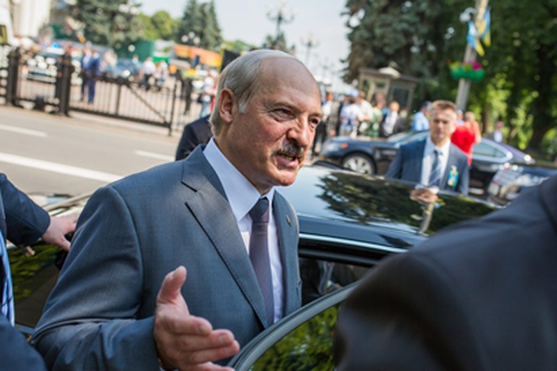 Władze Białorusi i Kazachstanu nie mają zamiaru przyłączać się do rosyjskiego embarga na zachodnie produkty.