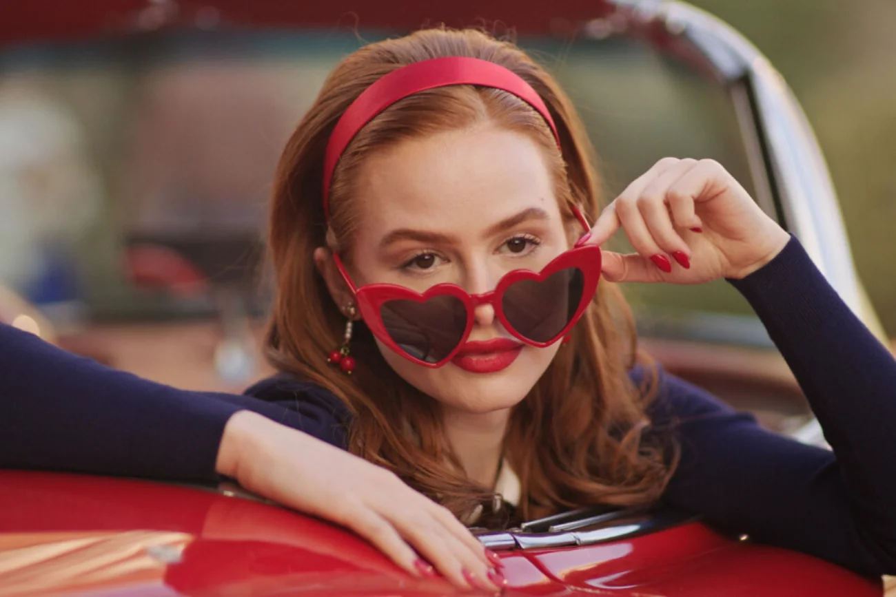 Madelaine Petsch w "Riverdale".