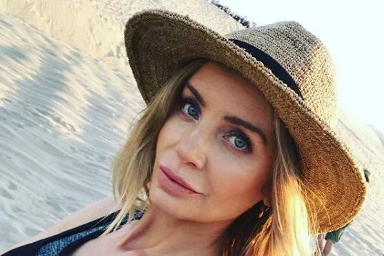 Agnieszka Woźniak-Starak przed związkiem z Piotrem była żoną kierowcy rajdowego Adama Badziaka.