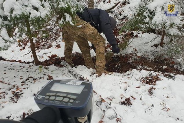 Policja wykorzystała psy do poszukiwania zwłok Iwony Wieczorek.