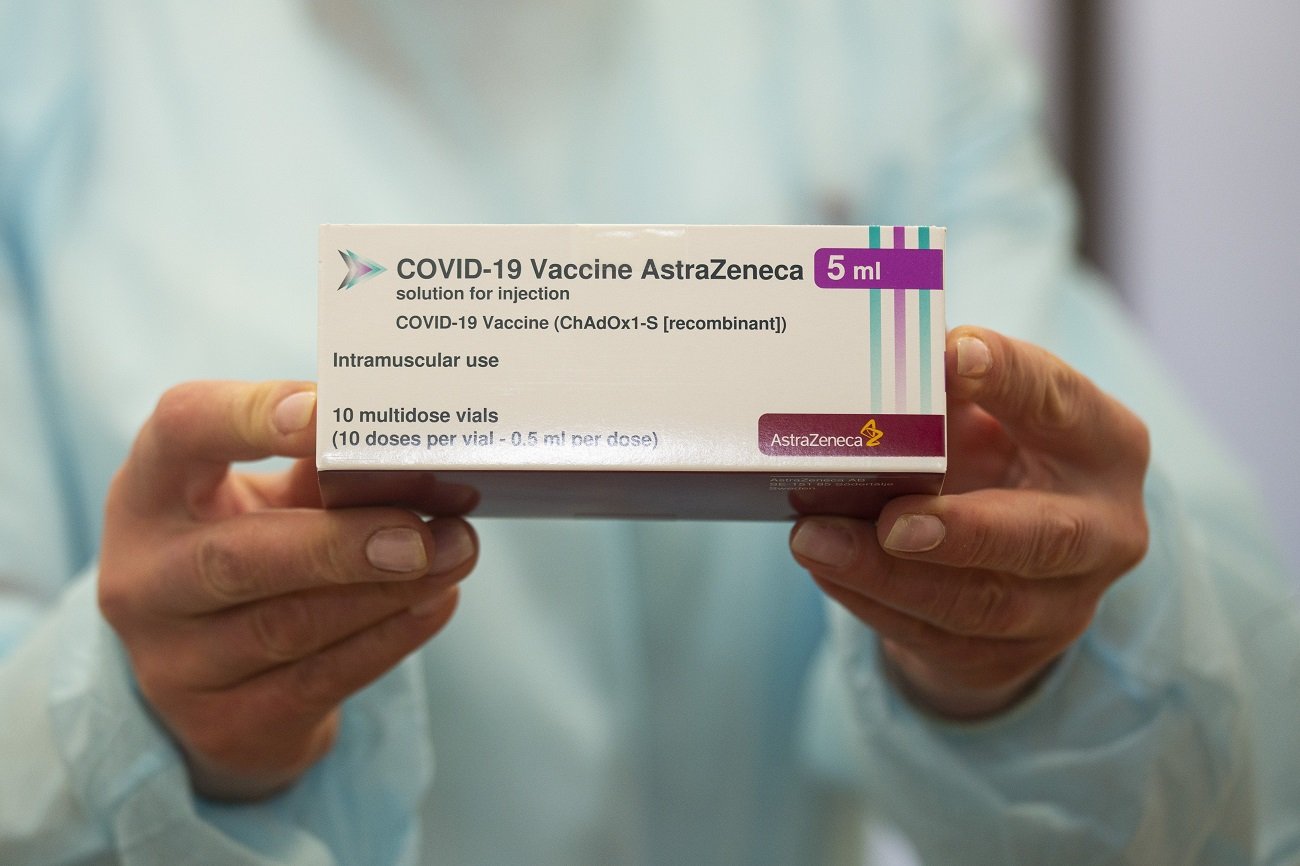 Nawet 100 tys. szczepionek AstraZeneca w Niemczech może trafić na śmietnik.