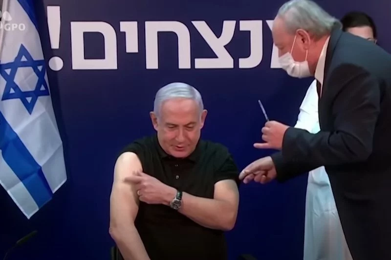 Izrael powoli zaczyna wygrywać z pandemią.