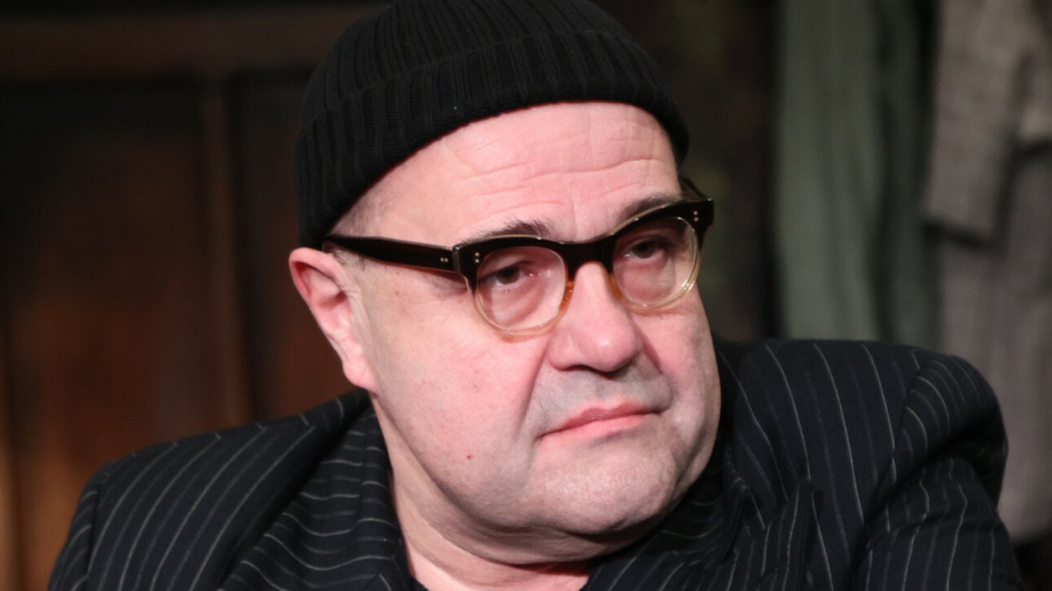 Cezary Żak dostał wyjątkowo niski mandat za palenie śmieciami.
