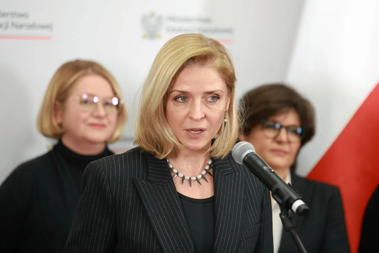 Joanna Mucha podała się do dymisji. Współpracownicy nie kryją rozczarowania.