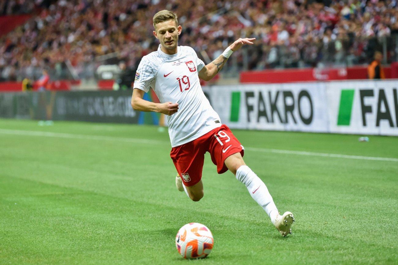 Sebastian Szymański może być jednym z kluczowych elementów ofensywnej układanki w kadrze Polski.