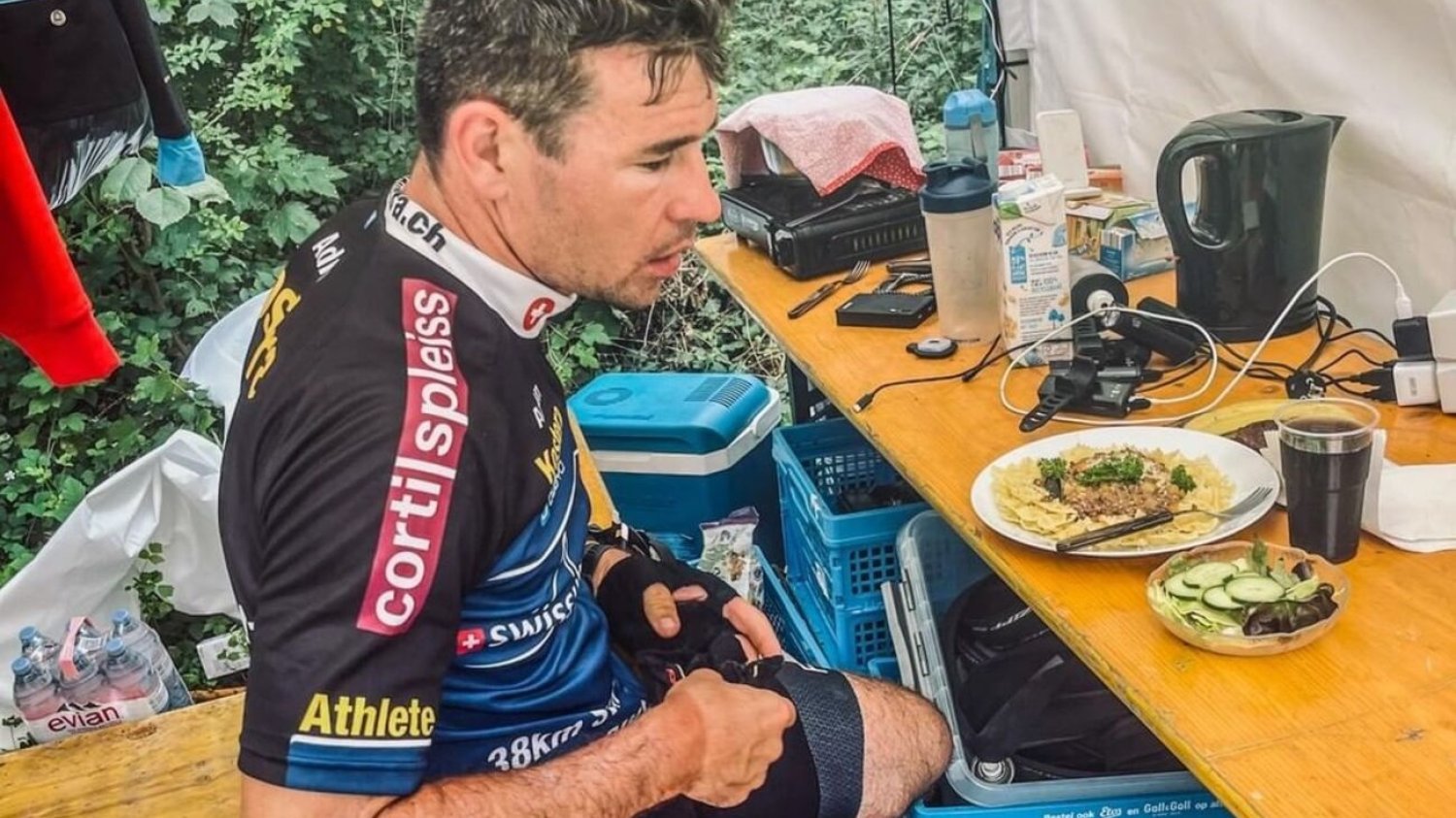 Adrian Kostera ma szanse zwyciężyć w dziesięciokrotnym Ironmanie Adrian Kostera ma szanse zwyciężyć w dziesięciokrotnym Ironmanie