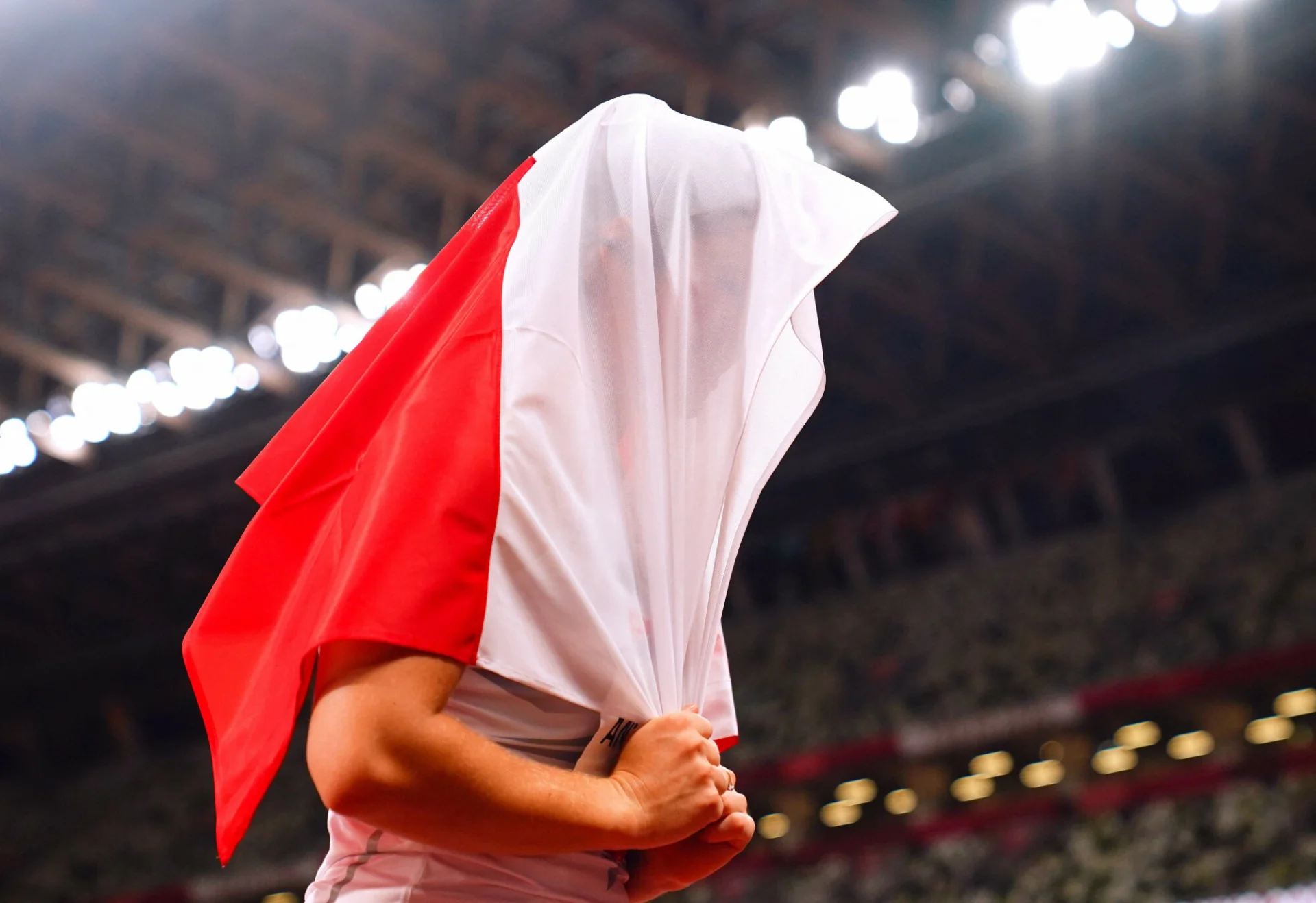 Tak Maria Andrejczyk fetowała wywalczenie srebrnego medalu w piątek