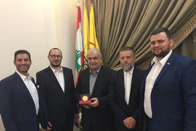 Poseł Paweł Skutecki z Kukiz 15' spotkał się liderem Hezbollahu w Libanie.