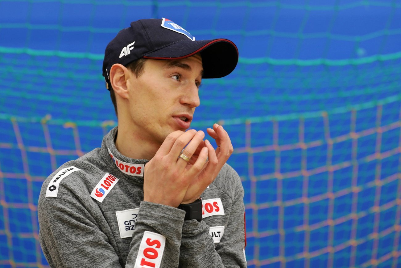Kamil Stoch miał pecha, tym razem nie może rywalizować przez kontuzję nogi