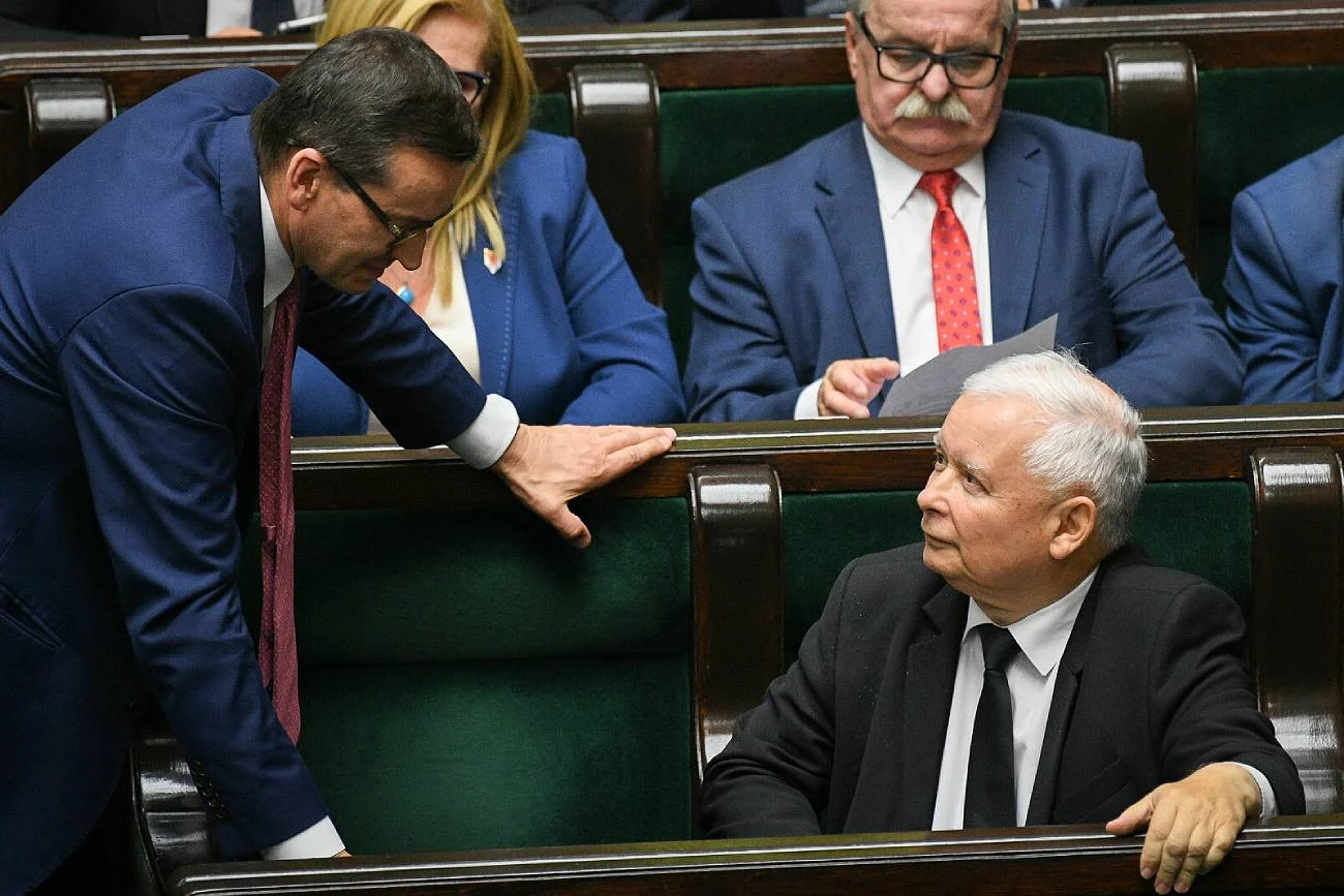 Kantar Public opublikował wyniki comiesięcznego badania Barometr Opinii. Przewaga PiS nad KO jest tylko kilkupunktowa. Kantar Public opublikował wyniki comiesięcznego badania Barometr Opinii. Przewaga PiS nad KO jest tylko kilkupunktowa.