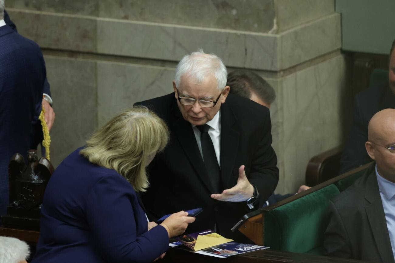 Jak wynika z sondażu, nadal największy potencjał wyborczy, bo aż 32,3 proc. ma Prawo i Sprawiedliwość.