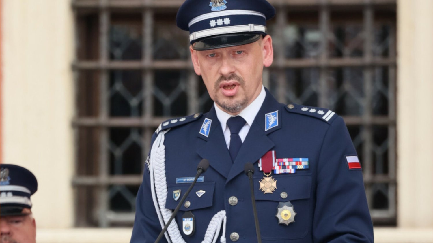 Szef policji miał wypadek. Jechał na tereny dotknięte powodzią Marek Boroń