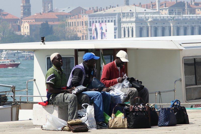 Polska może przyjąć prawie tysiąc uchodźców