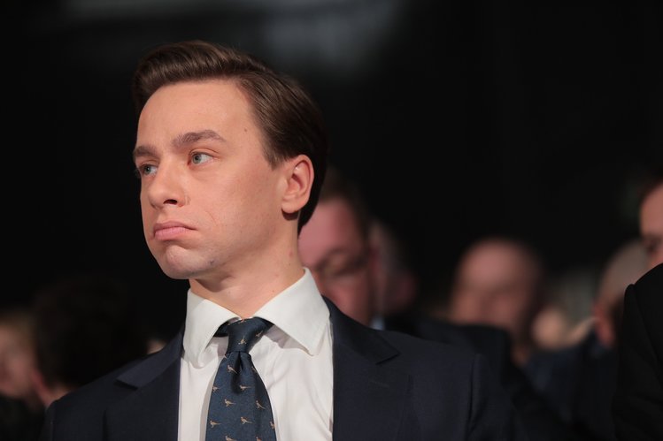 Krzysztof Bosak ostro skomentował przemówienie b. więźnia Auschwitz Mariana Turskiego.