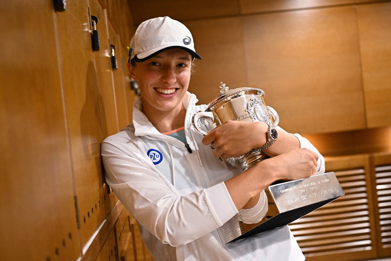 Iga Świątek po sukcesie na kortach Rolanda Garrosa zrobi sobie krótką przerwę w występach w tourze WTA.