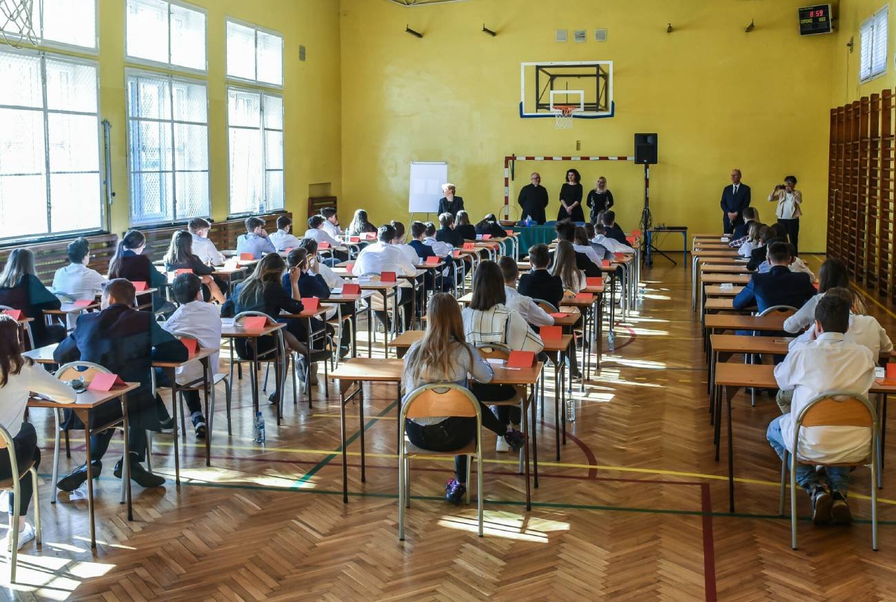 8-klasiści napisali już egzamin. Dziś zmierzyli się z matematyką