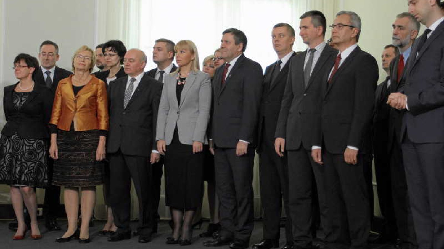 Nowi ministrowie mogą się pochwalić nie tylko domami i samochodami, ale też cennym obrazem, trójkołowym rowerem i udziałami w fortepianie.