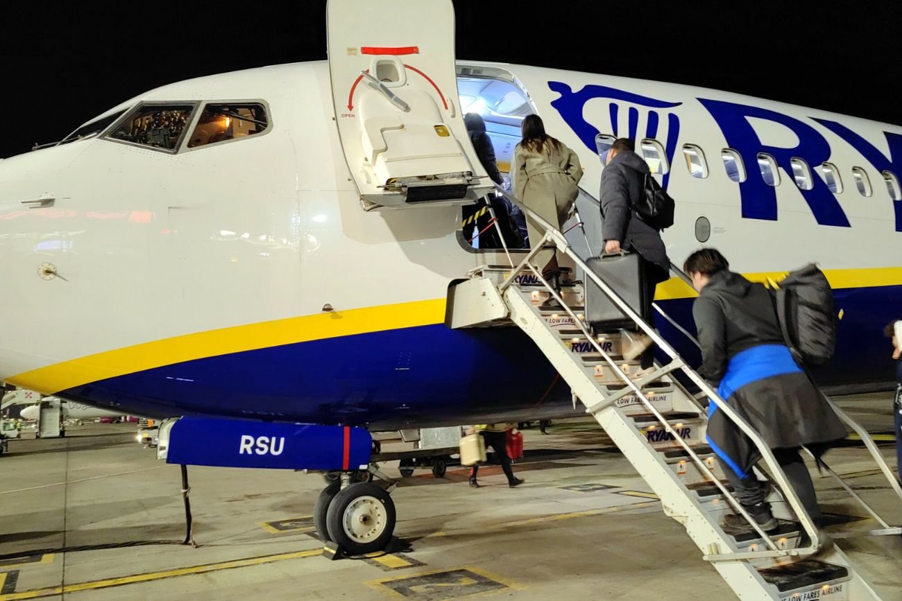 Ryanair śmieje się z pasażerów. Powodem kłótnia o okno