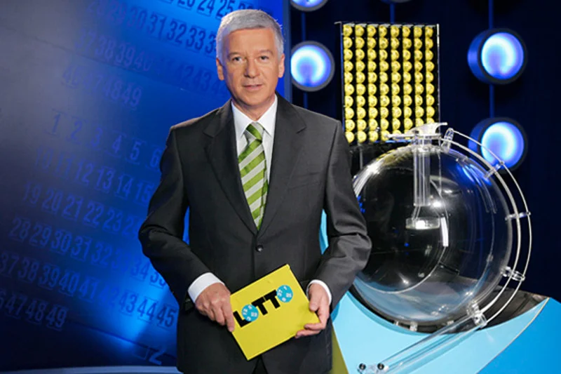 Był spikerem, dziennikarzem, pracownikiem ministerstwa kultury, ale najbardziej kojarzony jest z roli "pana Lotto".