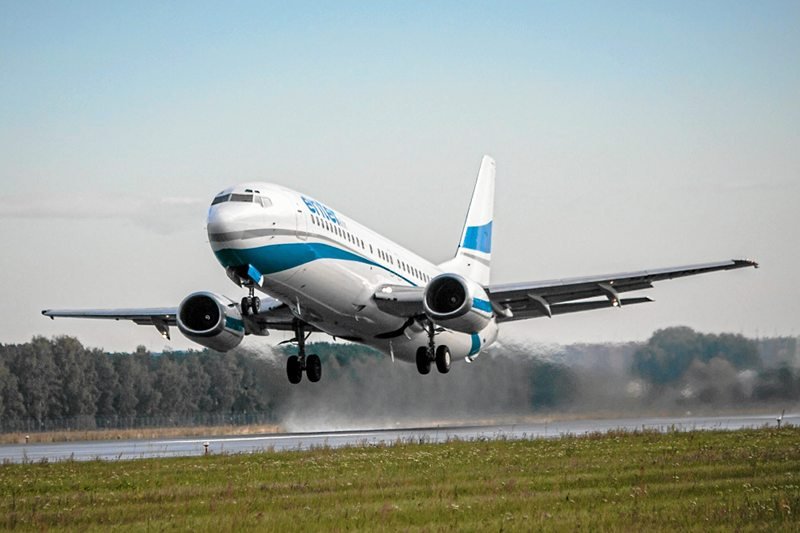 W USA wchodzi w życie nowe prawo zezwalające na korzystanie z elektroniki w trakcie całego lotu