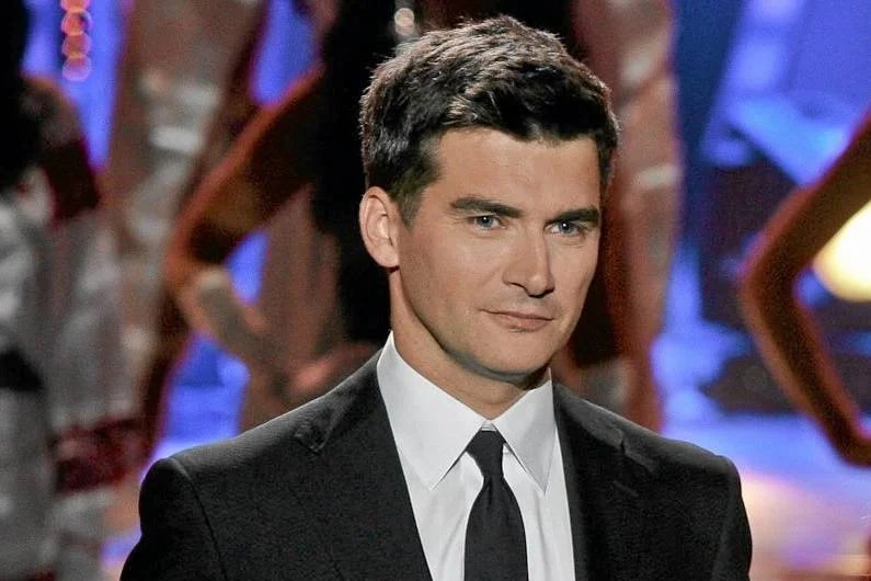 Tomasz Kammel jak prowadzący galę finałową Miss Supranational w 2010