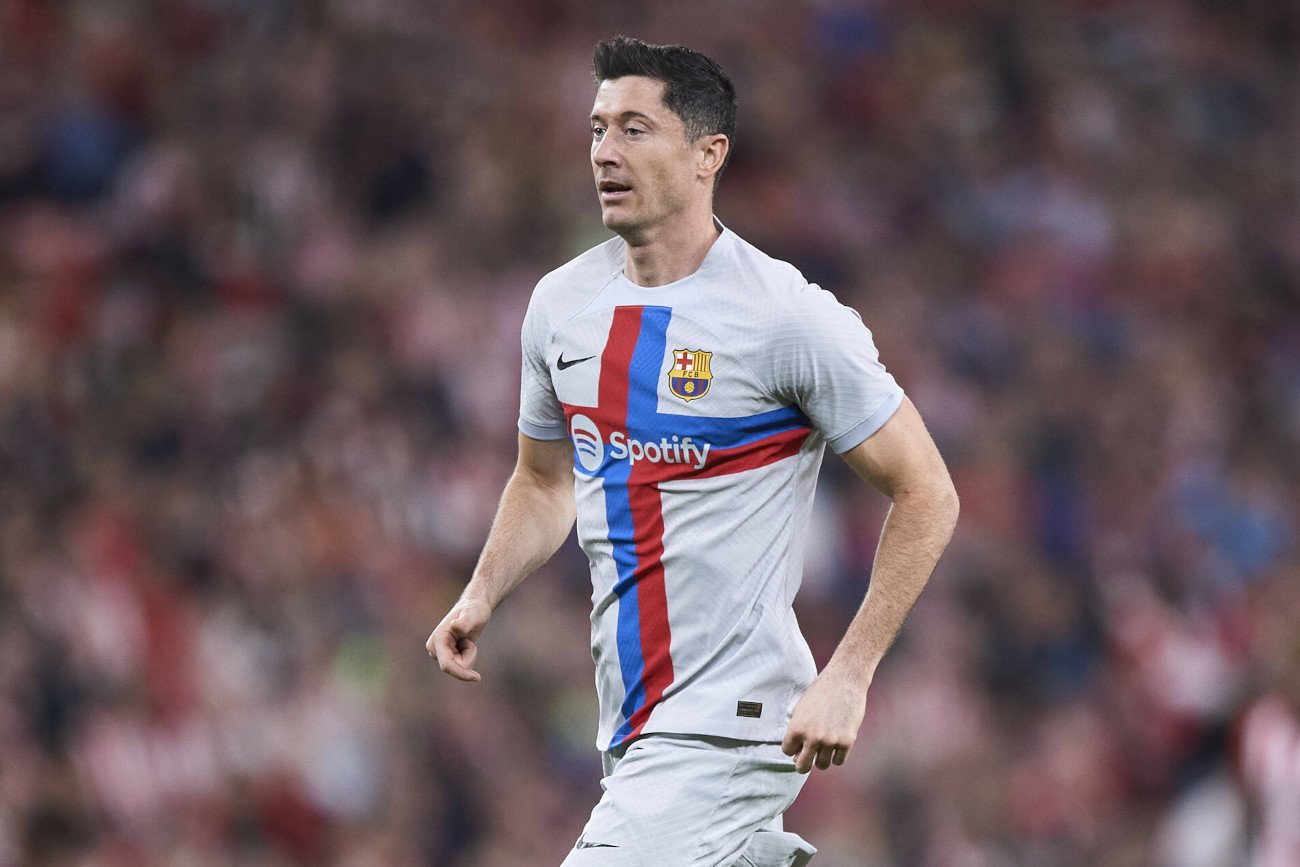 Robert Lewandowski wrócił do składu Barcelony po kontuzji. Polski napastnik daleki jest od optymalnej formy.
