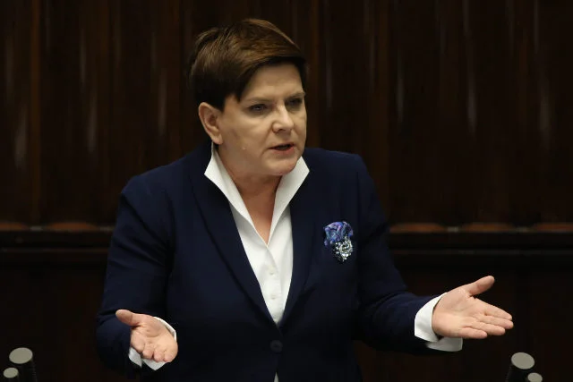 Beata Szydło już wie, dlaczego Unia się zajmuje Polską. Z powodów problemów... w samej UE
