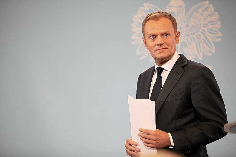 Zdaniem politologa dr. Rafala Chwedoruka, premier Donald Tusk wcale nie ma powodów do radości w związku z najowszym sondażem TNS dla programu "Forum"