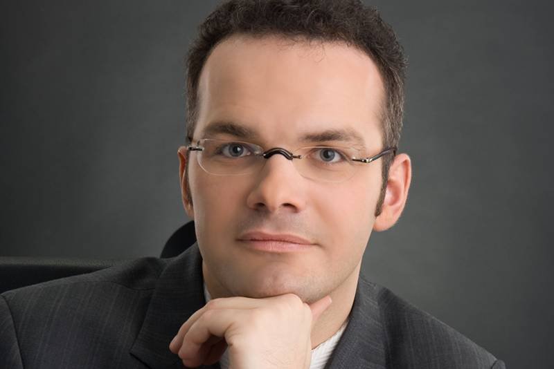 Dr Sergiusz Trzeciak, autor książki "Marketing Polityczny w Internecie", specjalista ds. marketingu politycznego