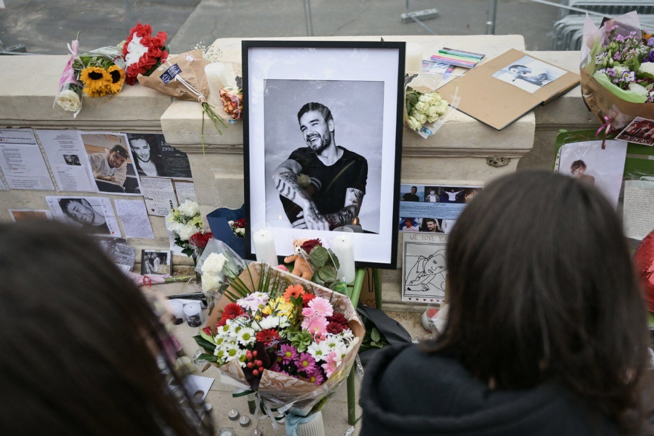 Liam Payne nie żyje. Liam Payne nie żyje.