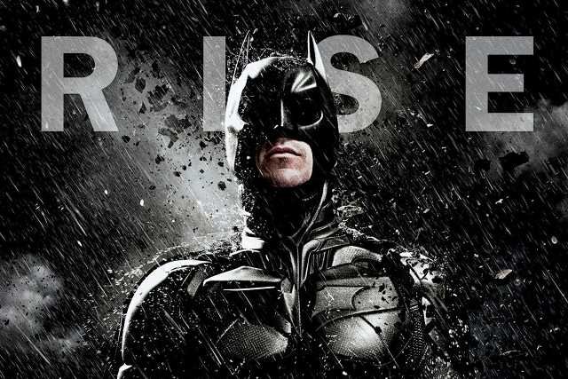 Fragment plakatu filmu "Mroczny rycerz powstaje" ("The Dark Knight Rises")