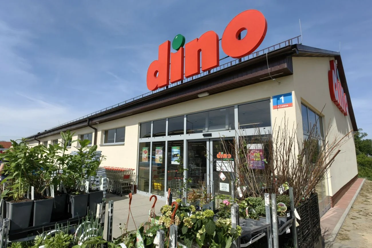 Czesi robią zakupy w Dino