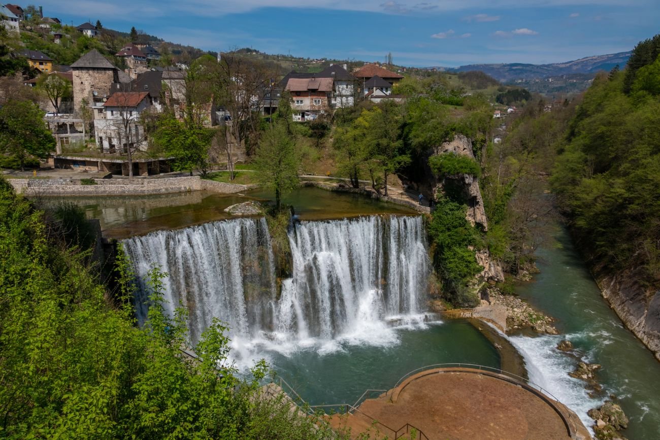 Wodospad w mieście Jajce (Bośnia i Hercegowina)