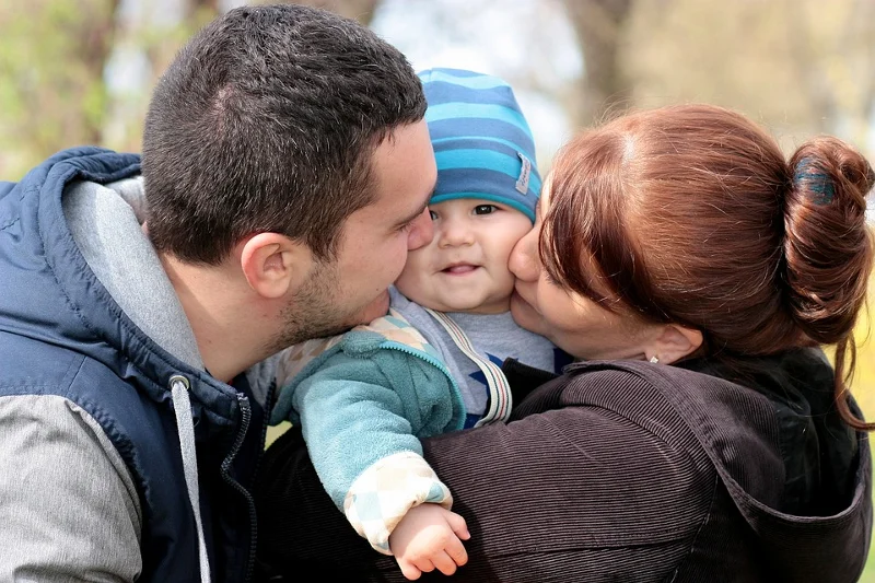 Prace badawcze z pogranicza socjologii i demografii podpowiadają, że trwałość związku buduje męski potomek