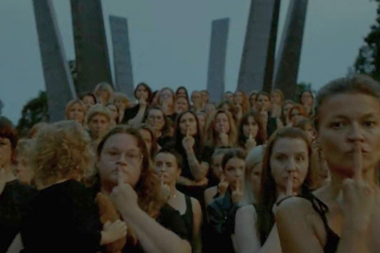 Tuż po niedzielnym Marszu Miliona Serc w poniedziałek Inicjatywa "Wschód" wypuściła spot skierowany stricte do kobiet.