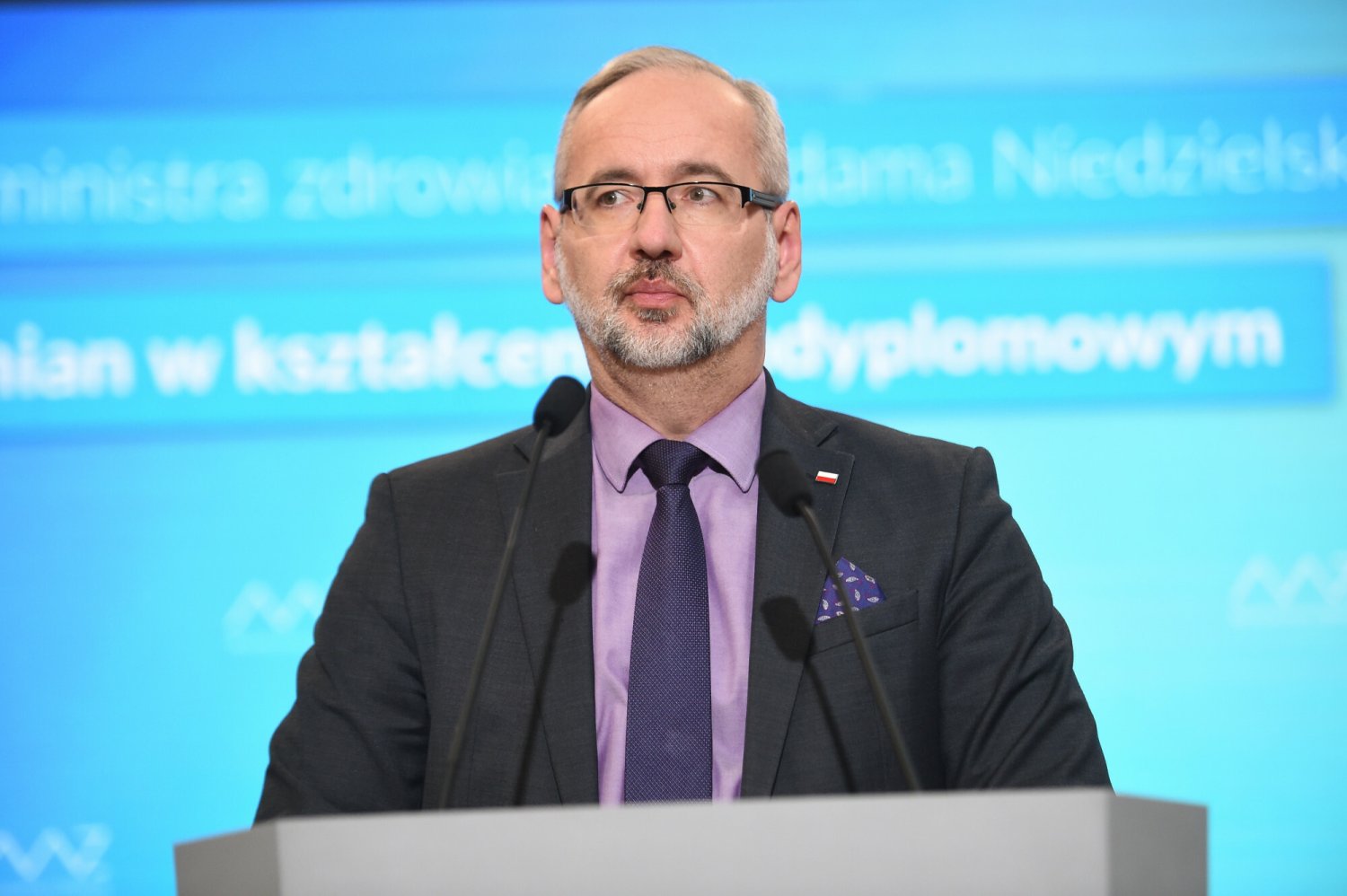 Adam Niedzielski zlecił kontrolę w szpitalu, w którym niedawno zmarła 30-letnia ciężarna.